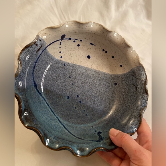 Vintage Cypress Pottery Studio Ruffled Pie Plate or Shallow Bowl Splatter Blue - Picture 4 of 8